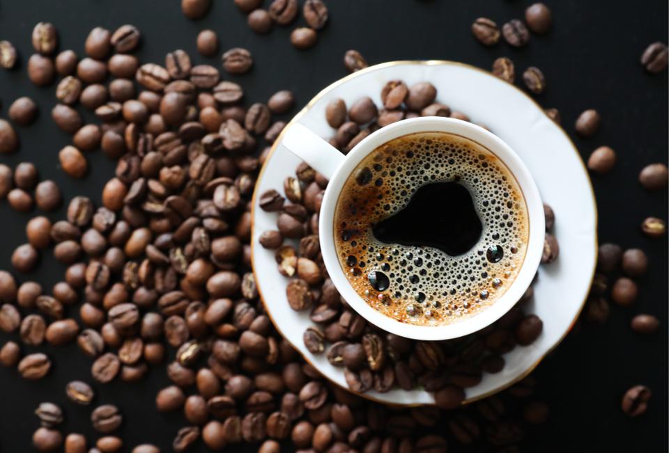 habitualmente consumo de café é importante causa da constipação de acordo com ayurveda